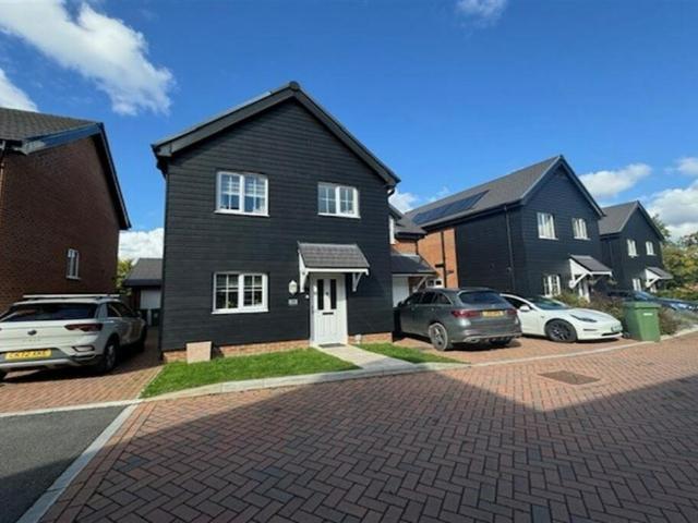House for sale in Horton Heath, Helford