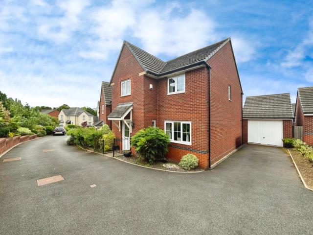 House for sale in Redditch, Worcestershire