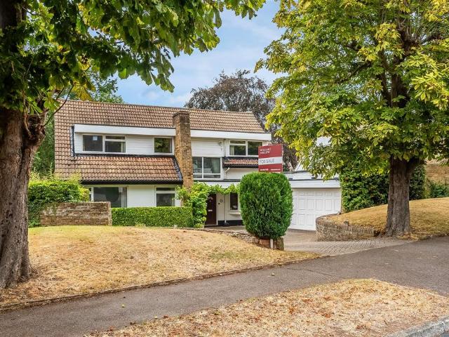 House for sale in Greater London
