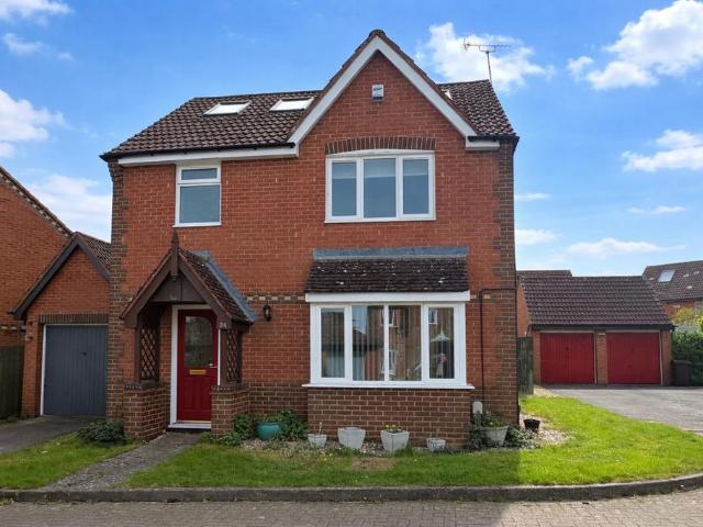 House for sale in Tingewick, Buckinghamshire