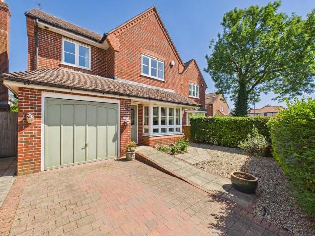 House for sale in Chepping Wycombe, Flackwell Heath
