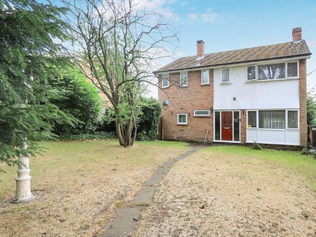 House for sale in Goldthorn Hill, West Midlands