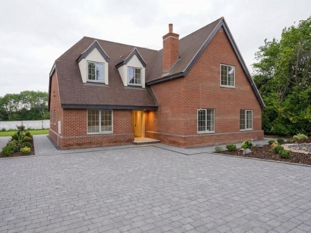 House for sale in Mappleborough Green CP, Alderminster