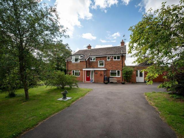 House for sale in Duton Hill, Essex