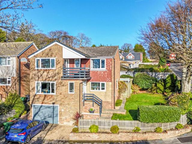 House for sale in Broomgrove, Guestling Green
