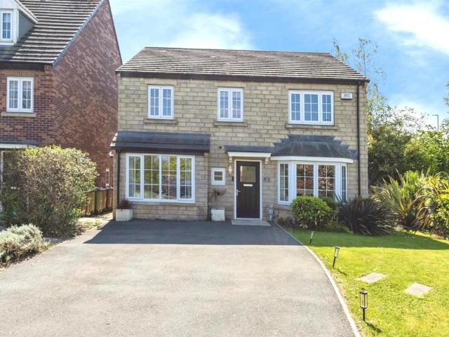 House for sale in Whitwood, West Yorkshire