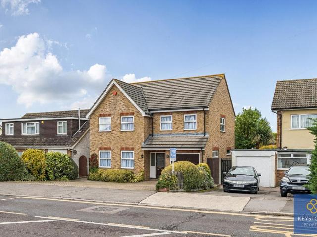 House for sale in Romford, Havering
