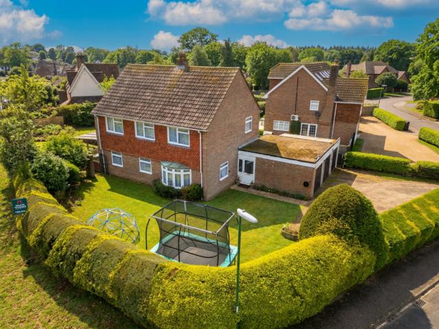 House for sale in Nuthurst, Horsham