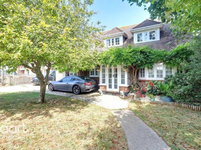House for sale in Sutton, Barling