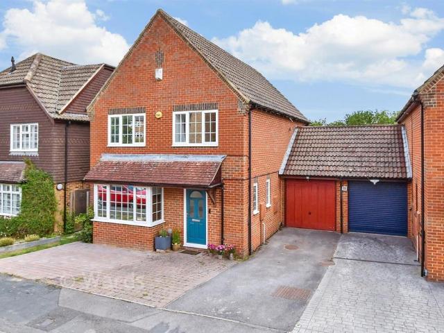 House for sale in Downswood, Midway