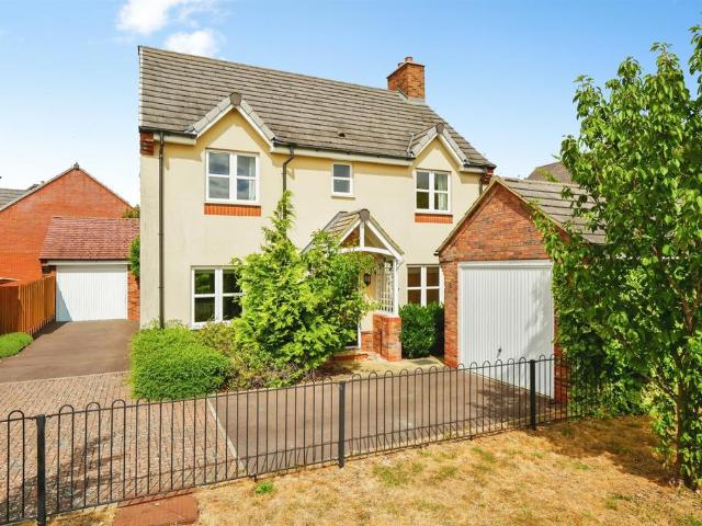House for sale in Evershot, Oxfordshire