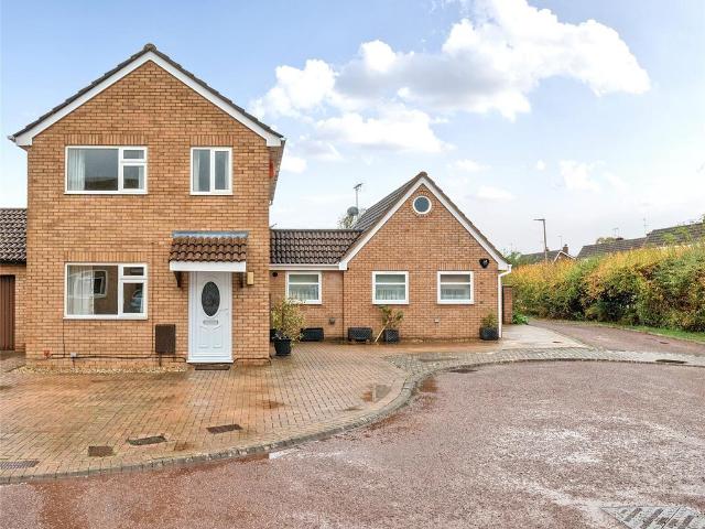 House for sale in Golden Valley, Gloucestershire