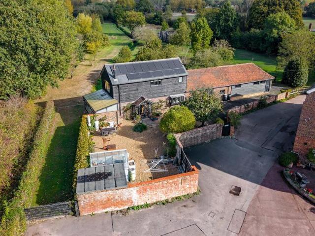 House for sale in Paddock Wood, Tunbridge Wells