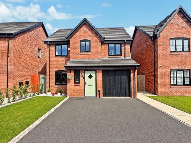 House for sale in Daisy Hill, Lee Bank