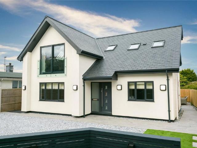 House for sale in Rhoscolyn, Four Mile Bridge