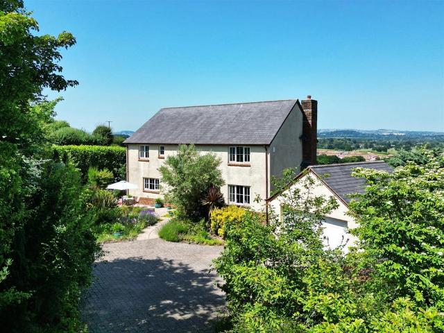 House for sale in Watergate, Devon