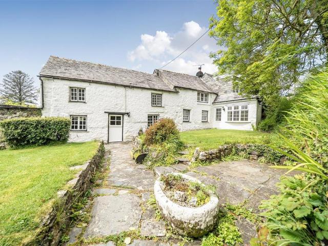 House for sale in Gluvian, St Columb Major