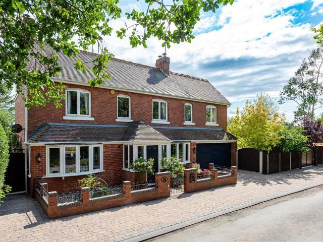 House for sale in Perton, Great Chatwell