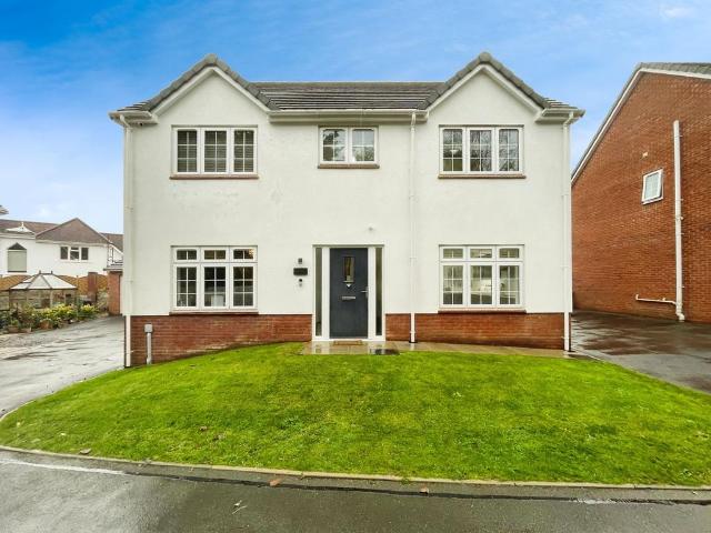 House for sale in Cefn Glas, Wales