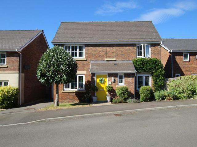 House for sale in Llanfoist Fawr, Llanfoist
