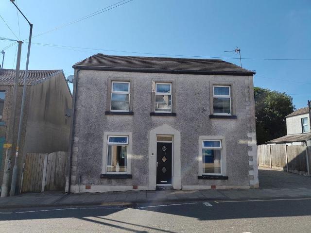 House for sale in Winder Gate, Frizington