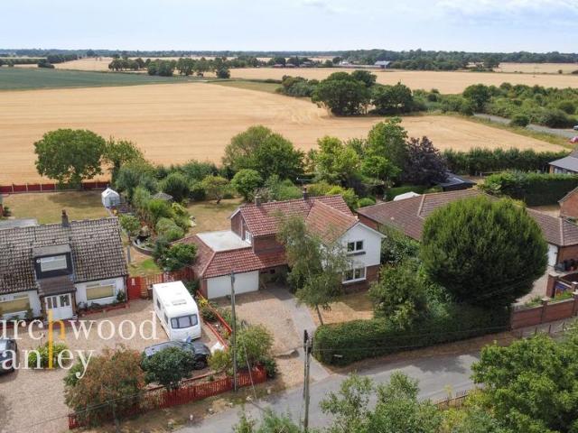 House for sale in Great Oakley, Dale Hill