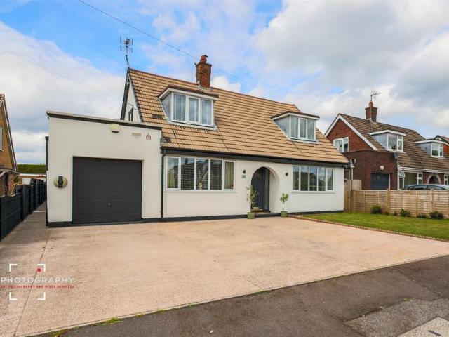 House for sale in Baswich, Staffordshire