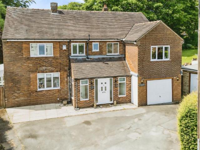 House for sale in Pontefract, West Yorkshire