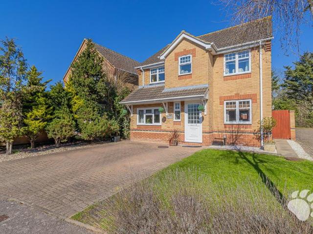House for sale in Noak Hill, Essex