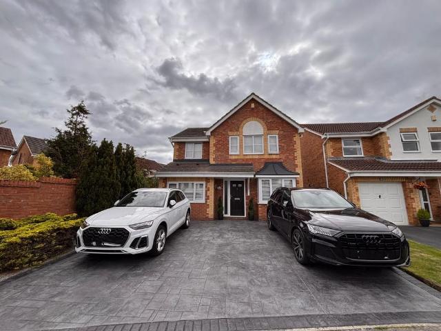 House for sale in Round Hill, Ingleby Barwick