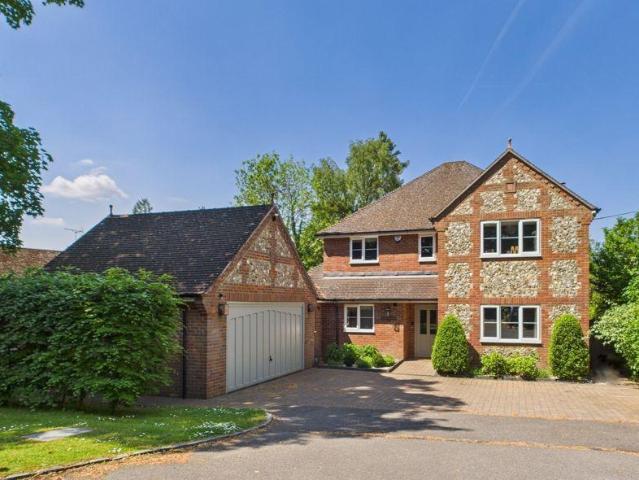 House for sale in Beaconsfield and Chepping Wye Community Board, Tylers Green
