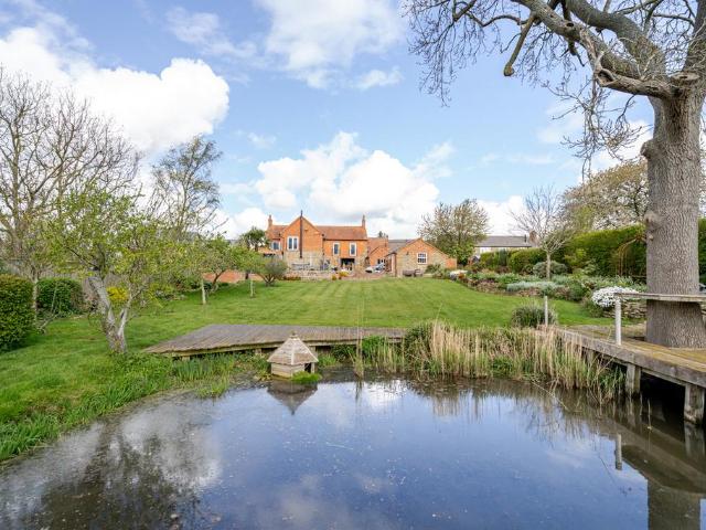 House for sale in Calverton