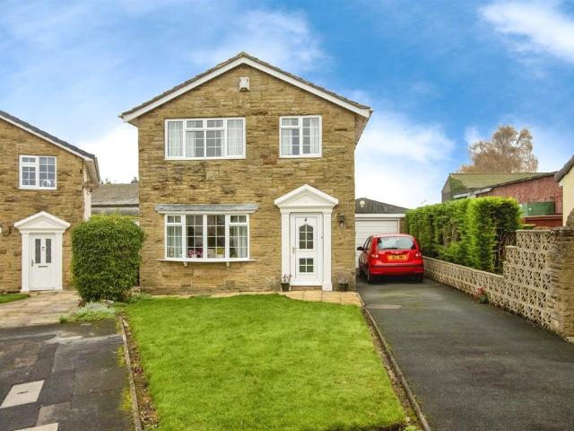 House for sale in Aberford, West Yorkshire