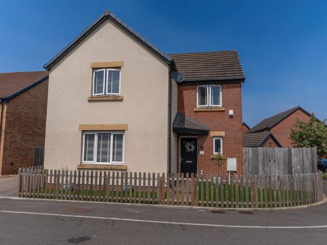House for sale in Glan Llyn, Wales