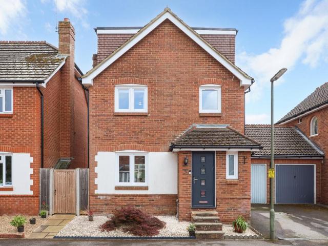 House for sale in Wrecclesham, Fole