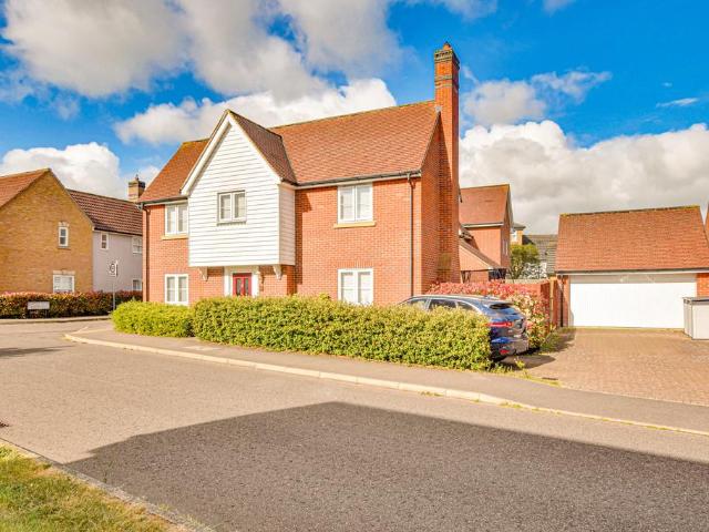House for sale in Duton Hill, Essex