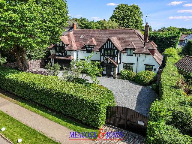 House for sale in Hutton, Navestock Side