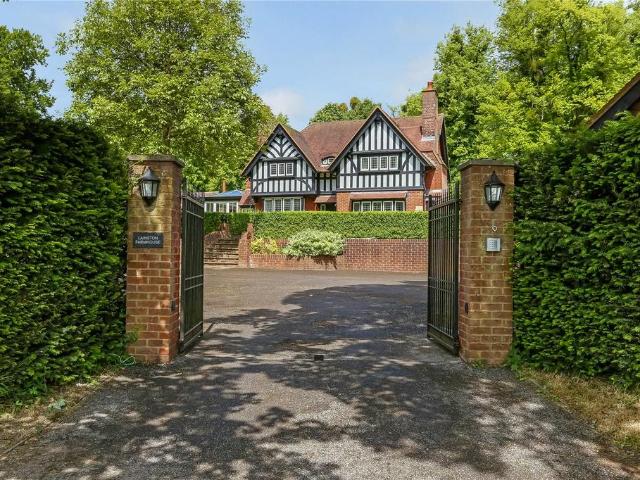 House for sale in Dean, Sparsholt