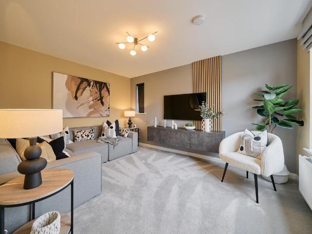 House for sale in Lodge Farm, Northampton