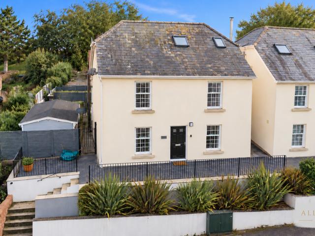 House for sale in Crabble, Dover