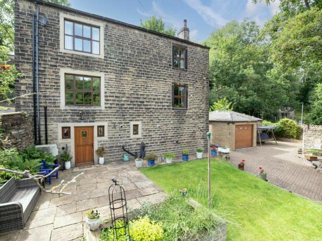 House for sale in East Morton, West Yorkshire