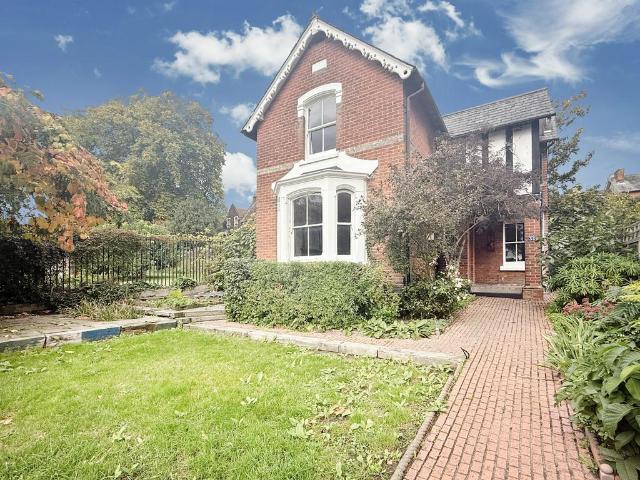 House for sale in Hythe, Fordham Heath