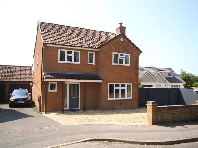 House for sale in Old Milton, Ashurst Bridge