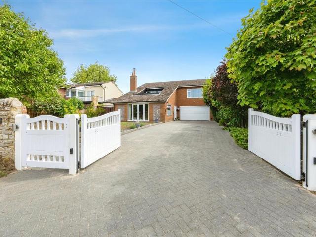 House for sale in Bedford