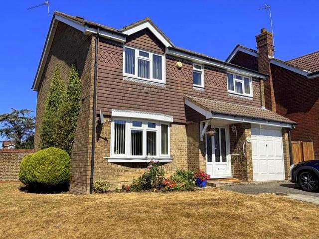 House for sale in Friday Street, Eastbourne