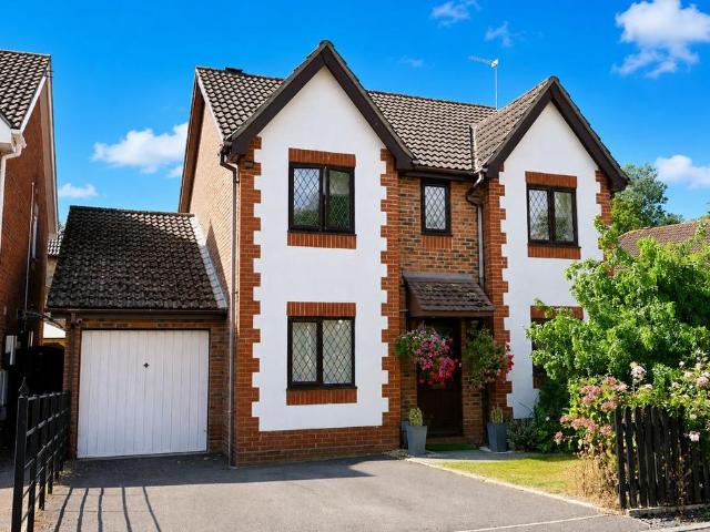 House for sale in Ebblake, Verwood