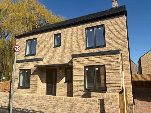House for sale in Huntingdon, Cambridgeshire