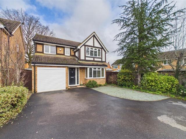 House for sale in Temple Park, Binfield