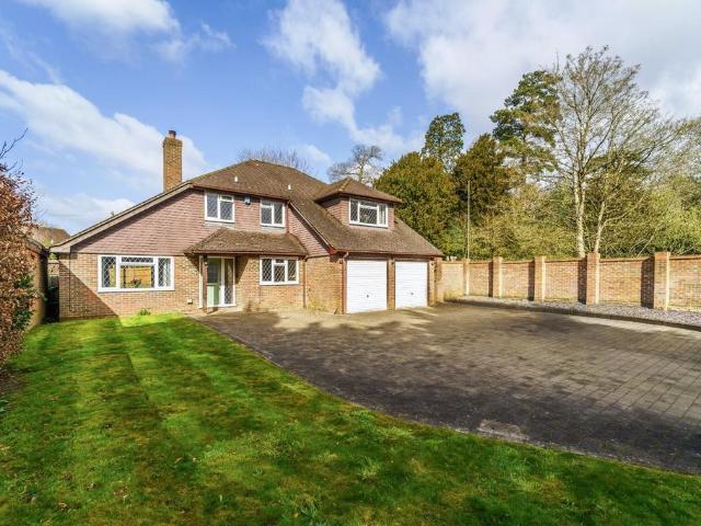 House for sale in Red Hill, Surrey
