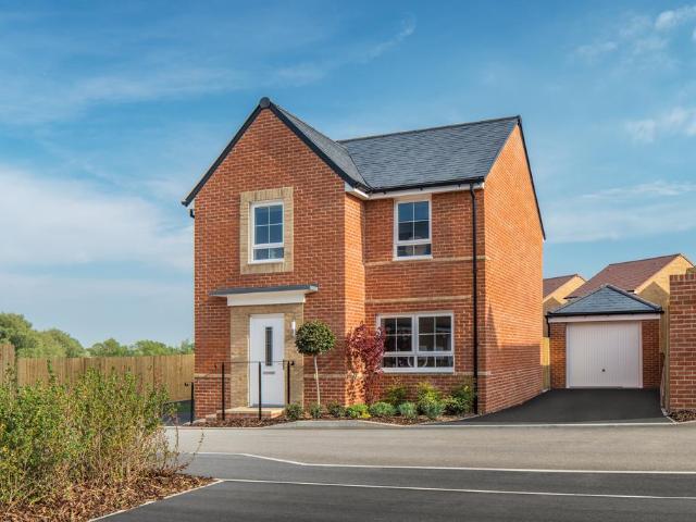 House for sale in Carleton, West Yorkshire